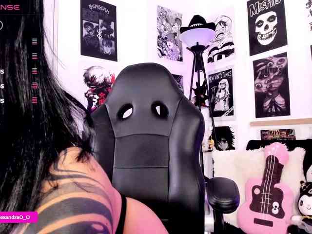Lexyjoyce webcam