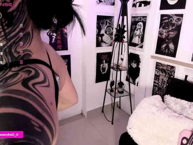 Lexyjoyce webcam
