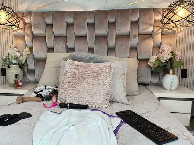 JeenSexy live cam on BongaCams