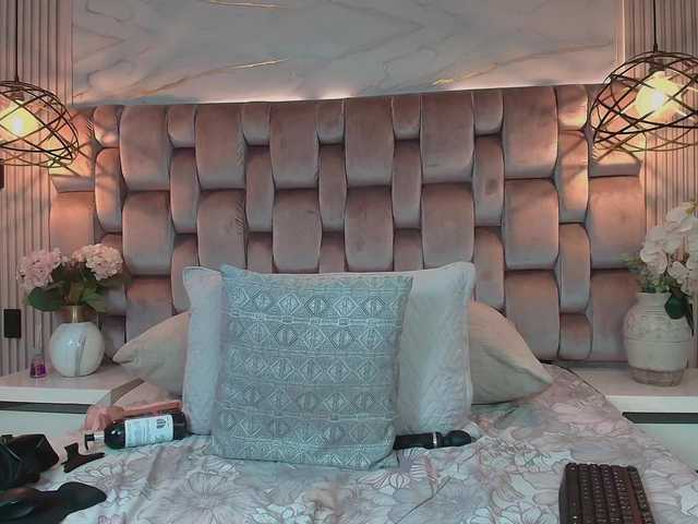 JeenSexy live cam on BongaCams