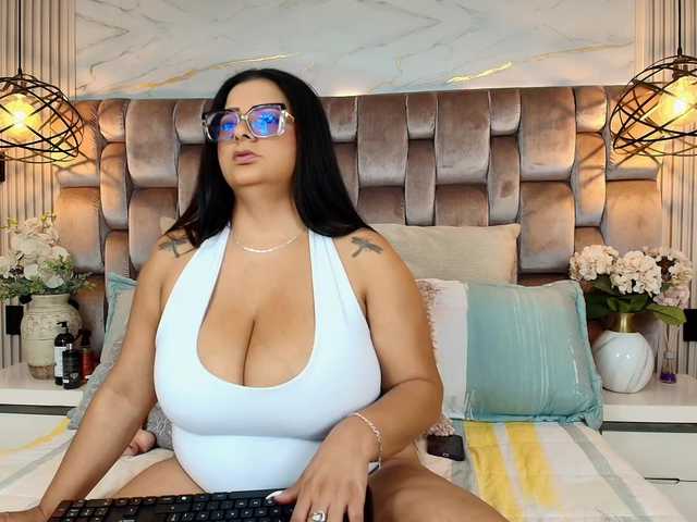 JeenSexy live cam on BongaCams