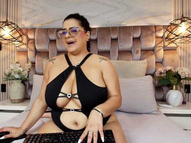 JeenSexy live webcam show