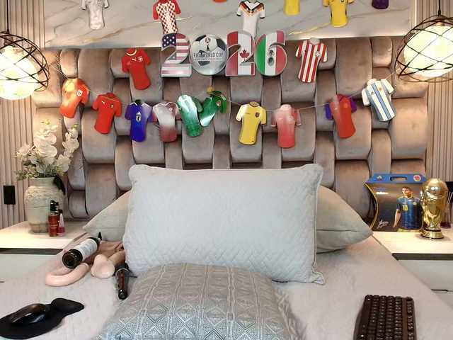 JeenSexy live cam on BongaCams
