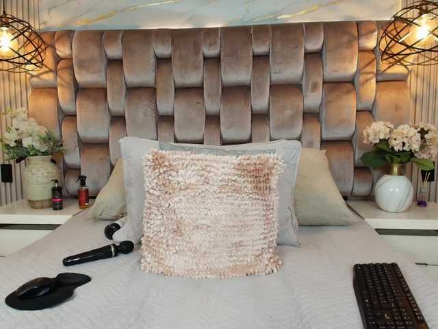 JeenSexy live cam on BongaCams
