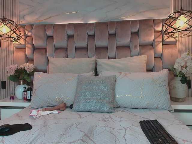JeenSexy live cam on BongaCams