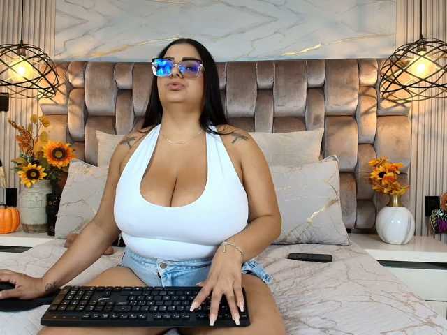 JeenSexy, en directo ahora en BongaCams