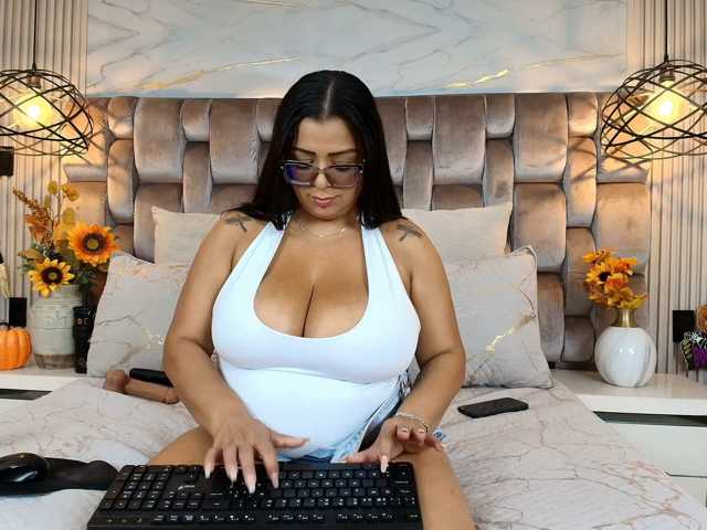 JeenSexy, en directo ahora en BongaCams
