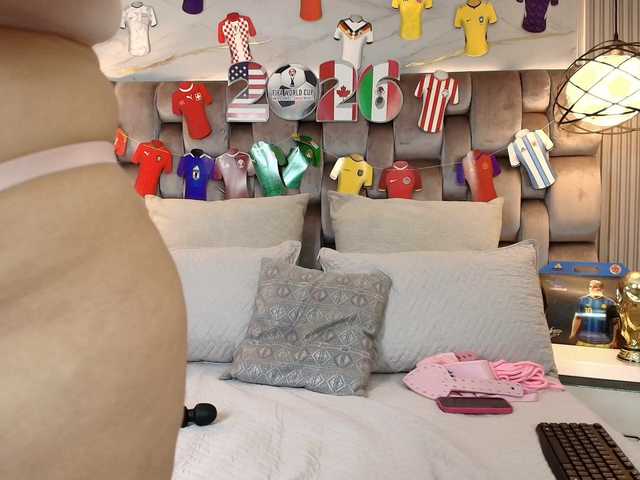 JeenSexy live cam on BongaCams