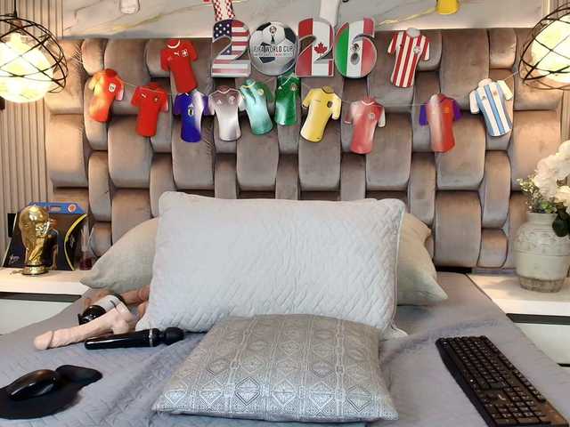 JeenSexy live cam on BongaCams