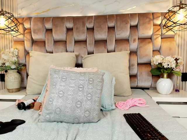 JeenSexy live cam on BongaCams