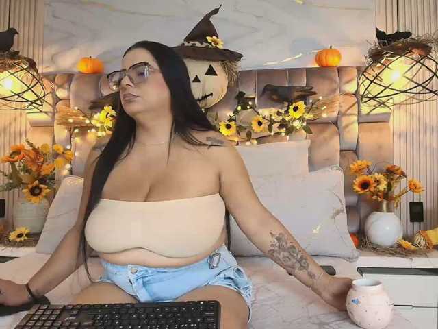 JeenSexy live cam on BongaCams