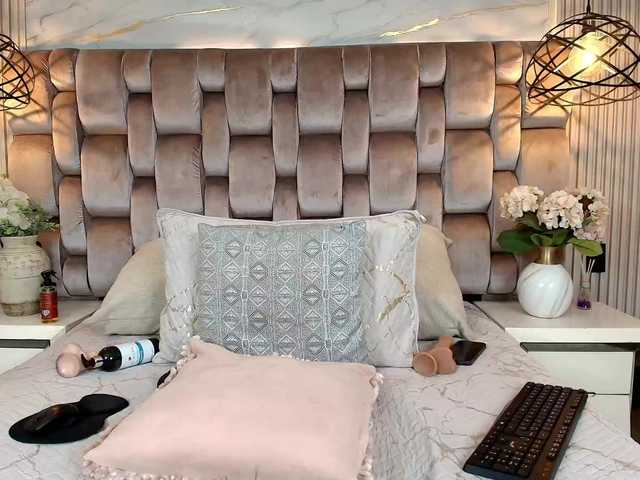 JeenSexy live cam on BongaCams