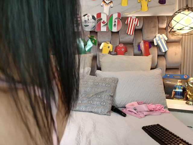 JeenSexy live cam on BongaCams