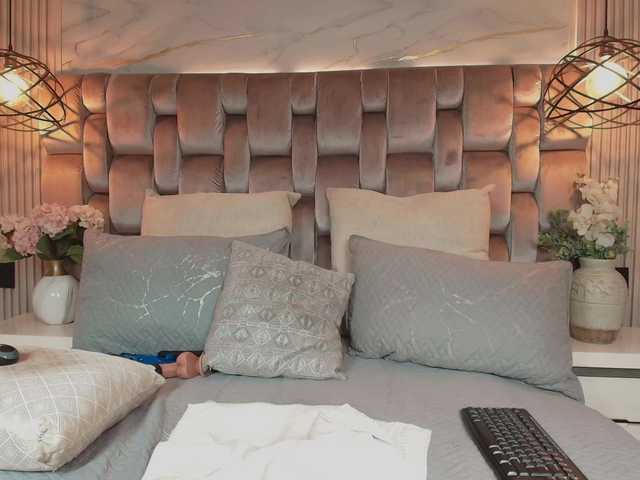 JeenSexy's BongaCams show and profile