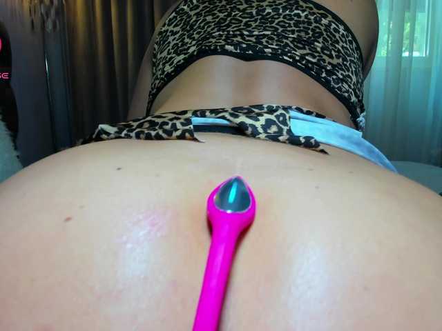 Lady-A live cam on BongaCams