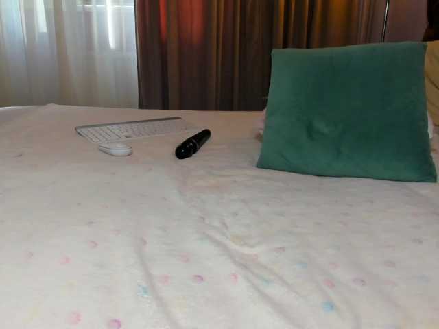Lady-A live cam on BongaCams