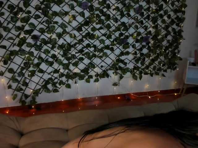 melody-cute10 live cam on BongaCams