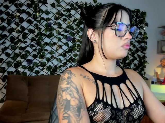 melody-cute10 live webcam show