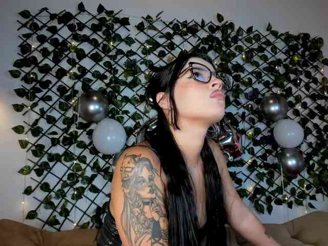 melody-cute10 webcam