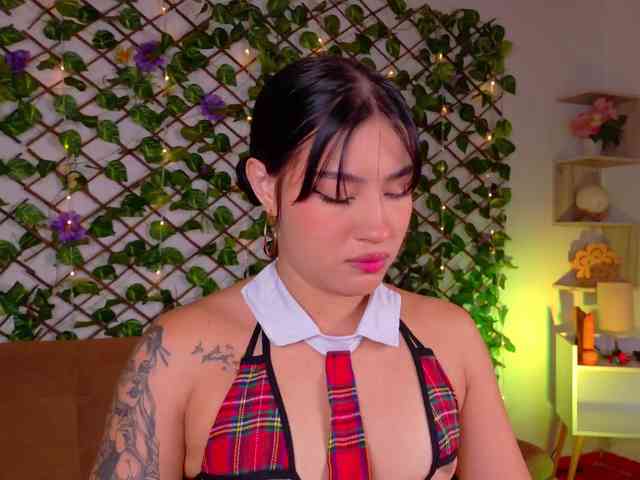 melody-cute10 webcam