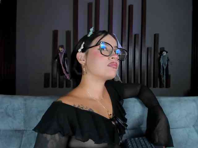 melody-cute10 webcam