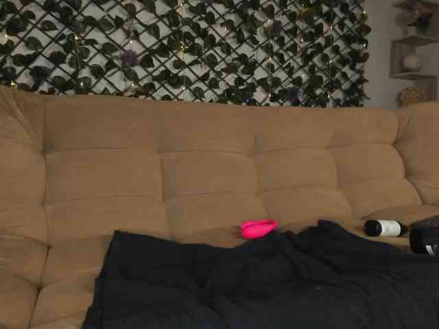 melody-cute10 webcam