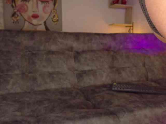 melody-cute10 webcam