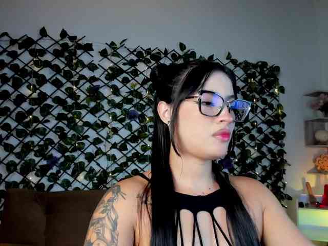 melody-cute10 webcam