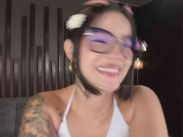 melody-cute10 webcam