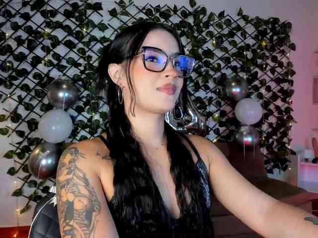 melody-cute10 webcam