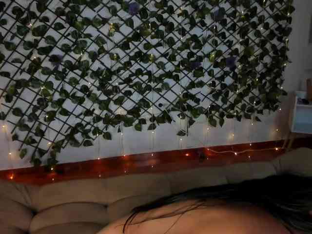 melody-cute10 webcam