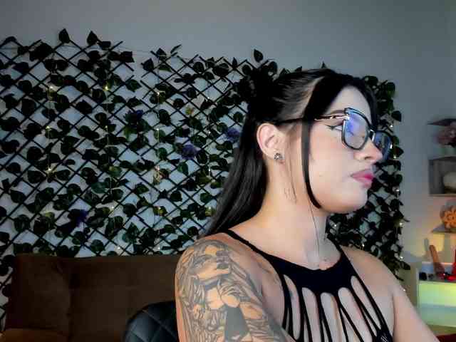 melody-cute10 webcam