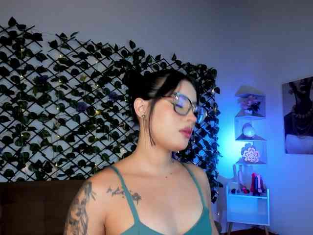 melody-cute10 webcam