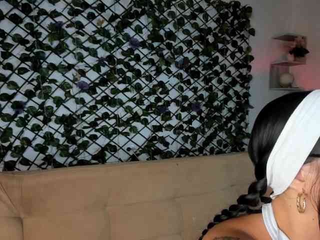 melody-cute10 webcam