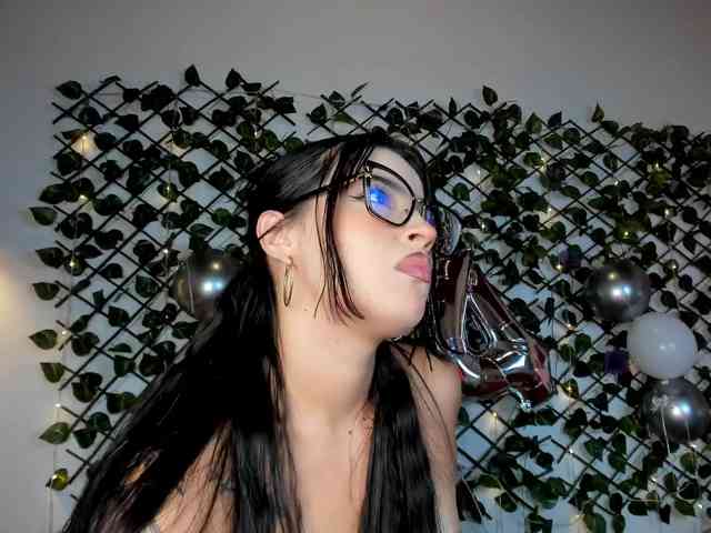 melody-cute10 webcam