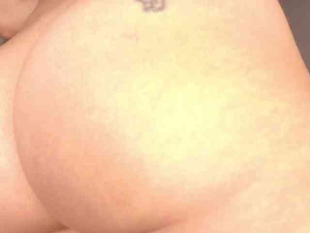 melody-cute10 webcam