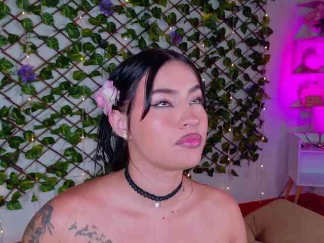 melody-cute10 webcam