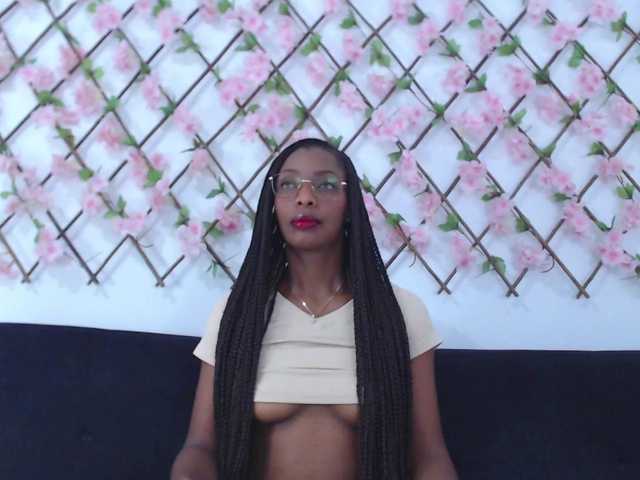 tiffany-gomez9 live webcam show