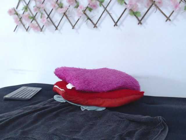 tiffany-gomez9 live webcam show