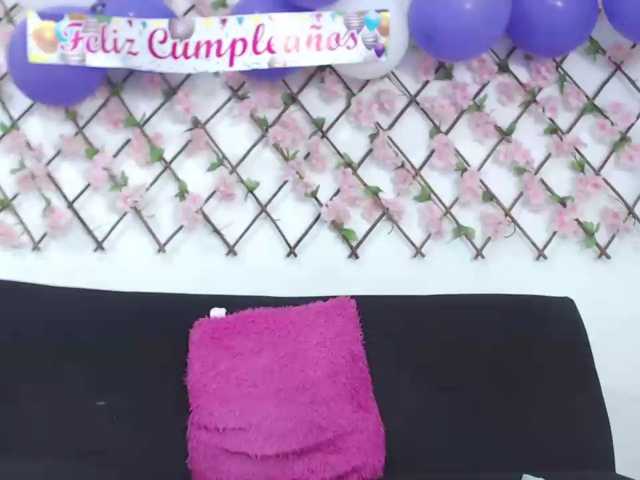 tiffany-gomez9 live cam on BongaCams
