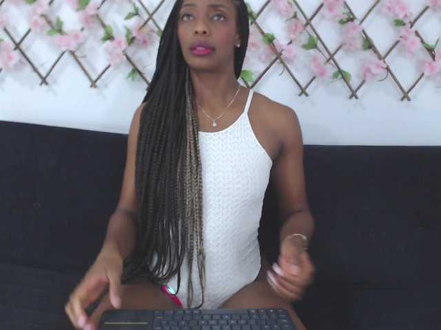 tiffany-gomez9 live cam on BongaCams