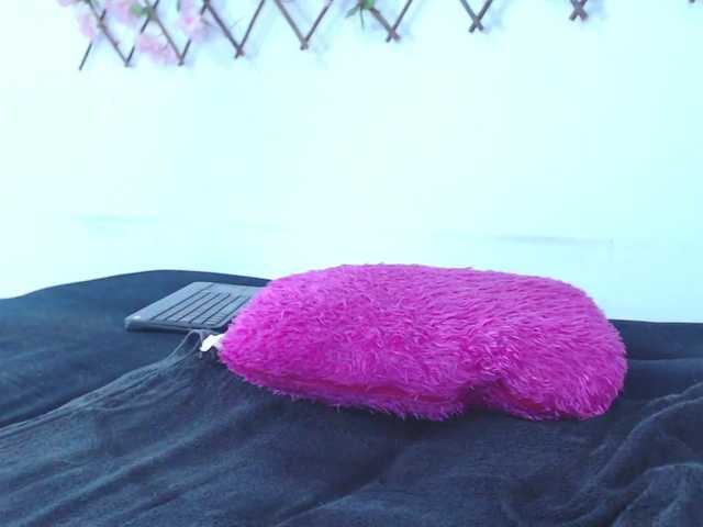 tiffany-gomez9 live cam on BongaCams