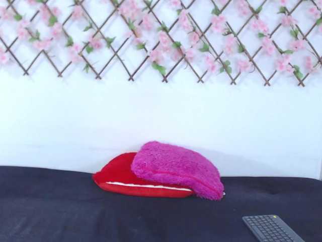 tiffany-gomez9 live cam on BongaCams