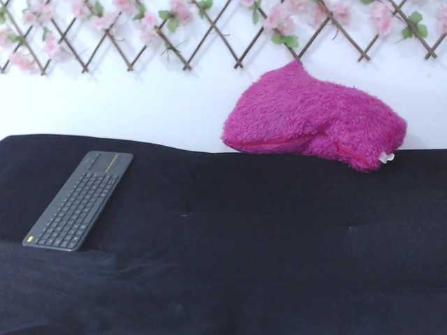 tiffany-gomez9 live cam on BongaCams