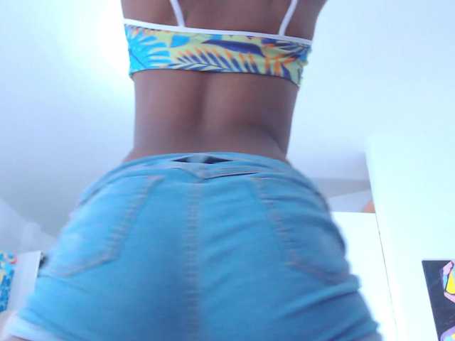 tiffany-gomez9 live cam on BongaCams
