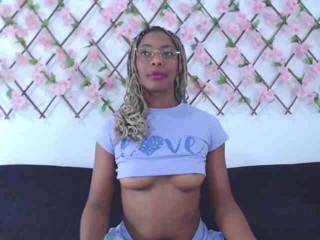 tiffany-gomez9 webcam