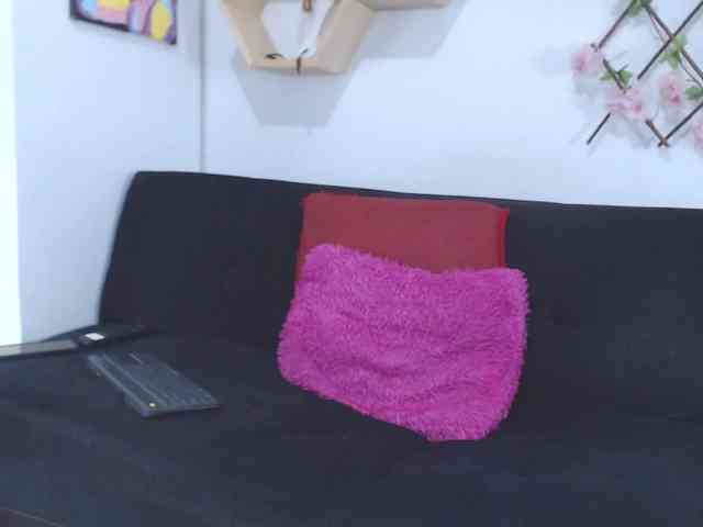 tiffany-gomez9 webcam