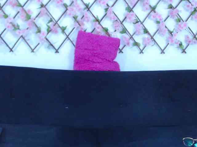 tiffany-gomez9 webcam