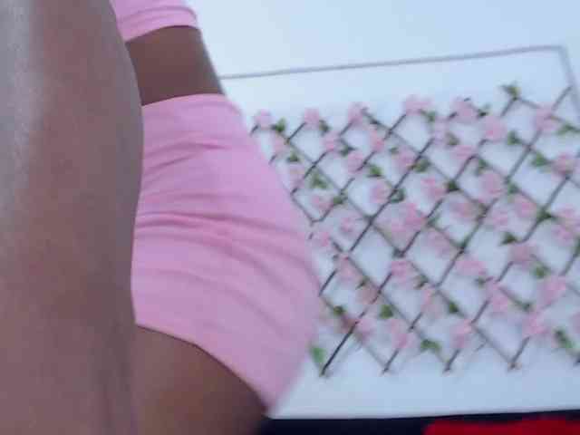 tiffany-gomez9 webcam