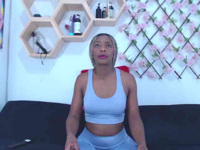 tiffany-gomez9 webcam